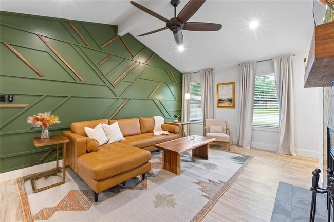 801 Forest Glen Cove, Unit 7 in Round Rock, TX - Building Photo - Building Photo