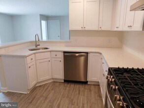 165 Natalie Rd in Riverside, NJ - Building Photo - Building Photo