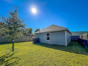 8031 Canyon St in Houston, TX - Building Photo - Building Photo