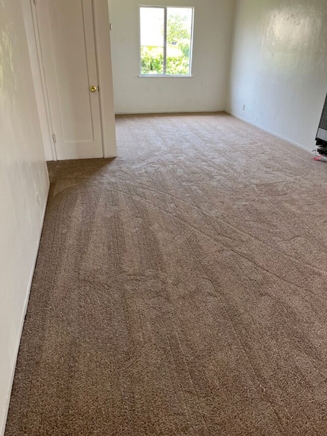 property at 2423 19th Ave