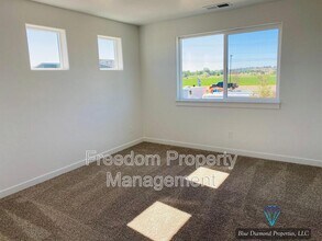 5655 E Bollo St in Nampa, ID - Building Photo - Building Photo