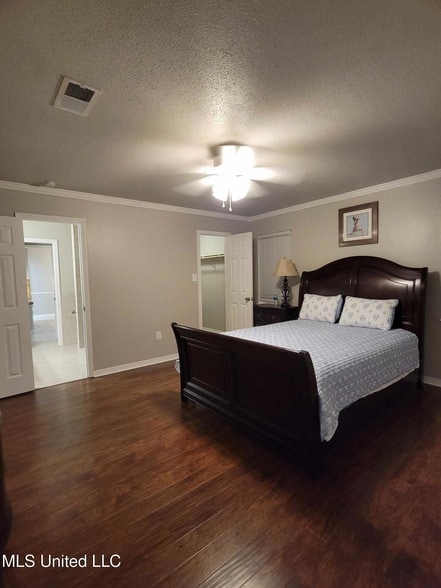 2589 Santa Rosa Cove in Biloxi, MS - Foto de edificio - Building Photo