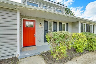7015 Kimberly Mill Rd in College Park, GA - Foto de edificio - Building Photo