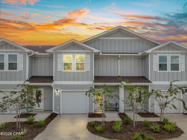 1724 Jakes Dr in Panama City, FL - Building Photo - Building Photo