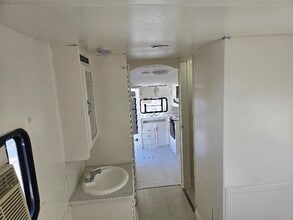 2065 Atwater Blvd in Atwater, CA - Foto de edificio - Building Photo