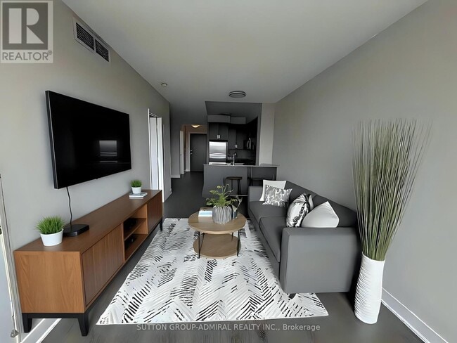 property at 7608 Yonge St