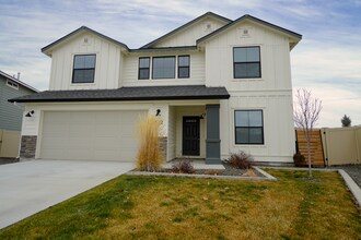 1512 W Cub River Dr in Meridian, ID - Building Photo - Building Photo
