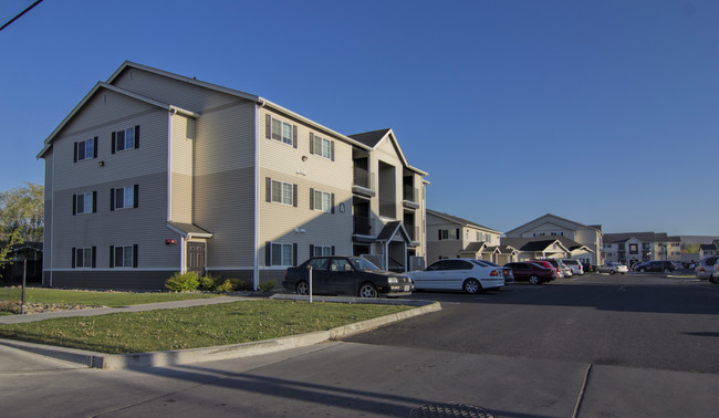 Viola Apartments in Yakima, WA - Building Photo - Building Photo