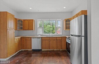 300 US-9W in Albany, NY - Building Photo - Building Photo