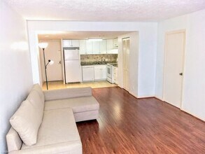 7510 Hornwood Dr-Unit -Apt 1102 in Houston, TX - Building Photo - Building Photo