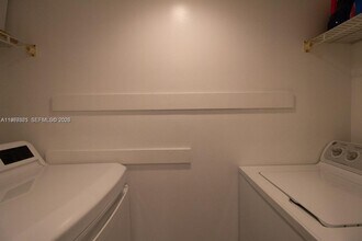 351 Lake Arbor Dr in Palm Springs, FL - Building Photo - Building Photo