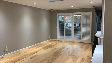 5201 Thorn Tree Ln in Irvine, CA - Building Photo - Building Photo
