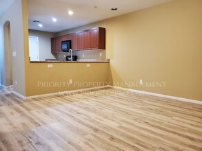 9156 Promising Ct in Las Vegas, NV - Building Photo - Building Photo