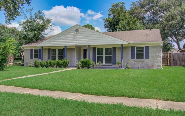 property at 11403 Braewick Dr