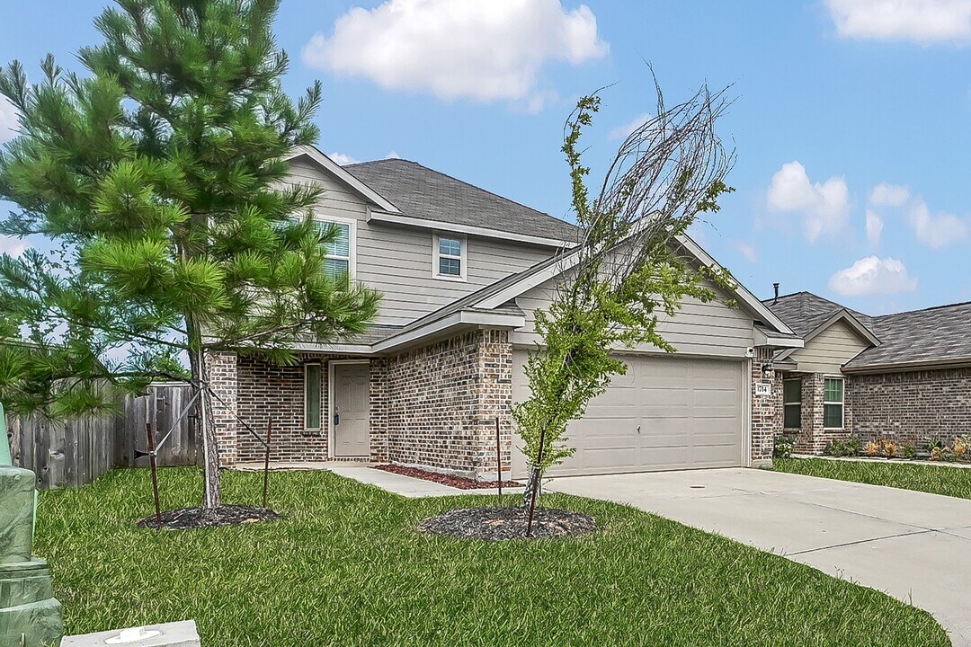 1714 Campos Ct in Conroe, TX - Building Photo