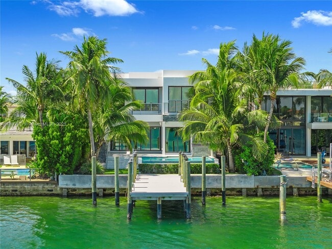 property at 1225 S Biscayne Point Rd