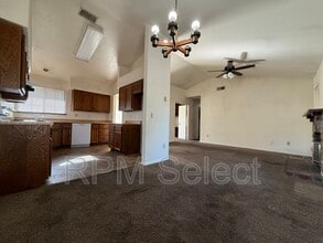 10 Gertz Ct in Sacramento, CA - Building Photo - Building Photo