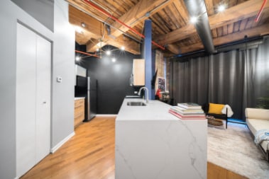 225 W Huron St, Unit 501 in Chicago, IL - Building Photo - Building Photo