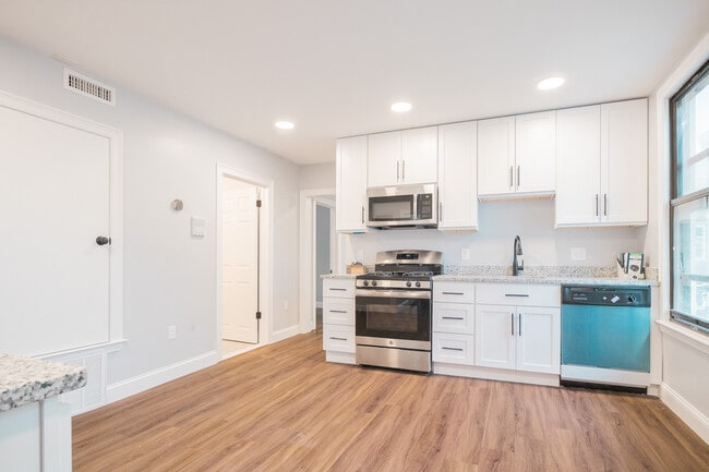 property at 344 Saratoga St
