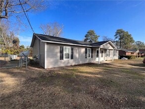 4210 David St in Fayetteville, NC - Building Photo - Building Photo