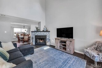 216 Coldspring Ct in Franklin Township, NJ - Building Photo - Building Photo