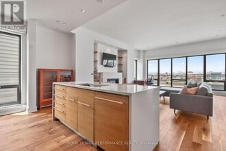 90 George St in Ottawa, ON - Building Photo - Building Photo