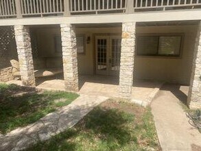11912A E Hwy 290 in Austin, TX - Building Photo - Building Photo