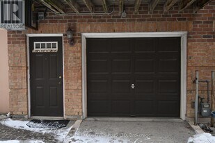43 Pear Tree Mews in Toronto, ON - Building Photo