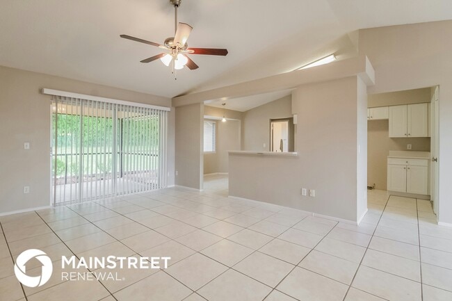 340 Ashbourne Dr in Orlando, FL - Building Photo - Building Photo