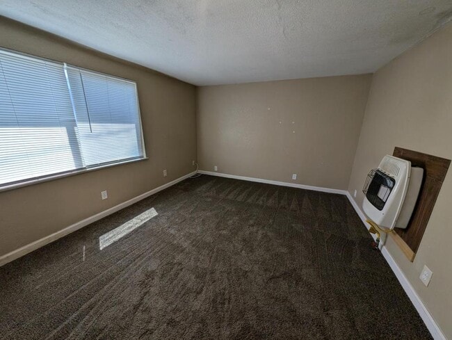 1134 N 8th St in Sterling, CO - Building Photo - Building Photo