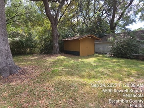 6590 Dewrell Square in Pensacola, FL - Building Photo - Building Photo
