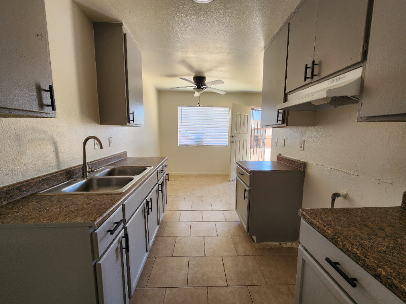 11442 Brockman Ave-Unit -B in Adelanto, CA - Building Photo