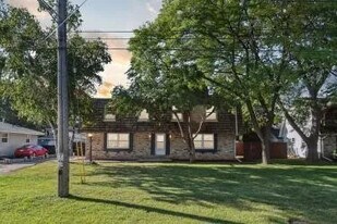 2217 4 Mile Rd in Racine, WI - Building Photo