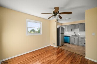 413 Essex St in Hackensack, NJ - Building Photo - Building Photo