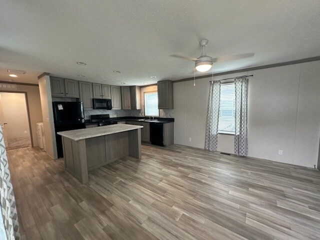 192 Colorado St in Belleville, MI - Building Photo - Building Photo