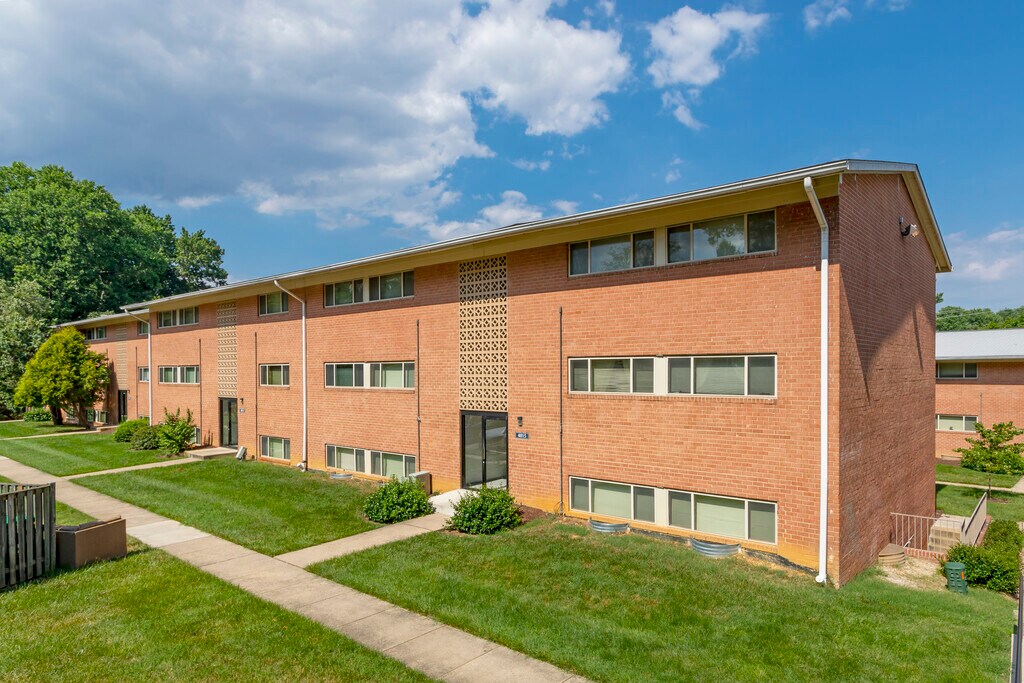 Chestnut Hill Apartments Temple Hills, MD Apartments