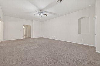 3327 Tall Sycamore Trail in Katy, TX - Building Photo - Building Photo