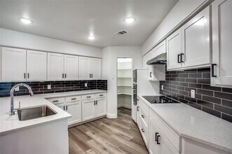 10636 Pagewood Dr in Dallas, TX - Building Photo - Building Photo