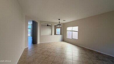 22180 N Sunset Dr in Maricopa, AZ - Building Photo - Building Photo