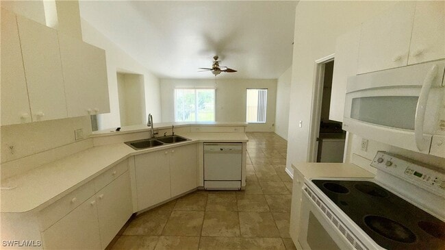 5324 Beauty St in Lehigh Acres, FL - Building Photo - Building Photo