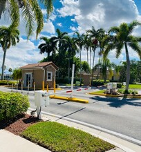 16257 Emerald Cove Rd in Weston, FL - Building Photo - Building Photo