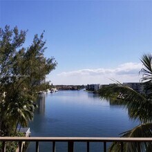 18151 NE 31st Ct, Unit 515 in Aventura, FL - Building Photo - Building Photo