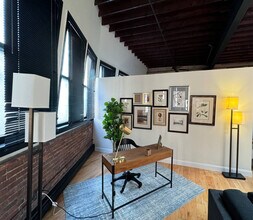 13-19-19 Stanhope St in Boston, MA - Building Photo - Building Photo