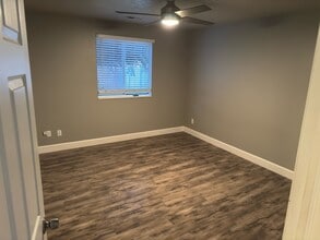 8379 Sycamore Tree Cove, Unit Private Bed and Bath in Sandy, UT - Building Photo - Building Photo