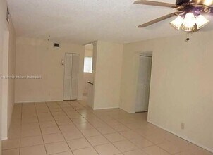 514 Gardens Dr in Pompano Beach, FL - Foto de edificio - Building Photo