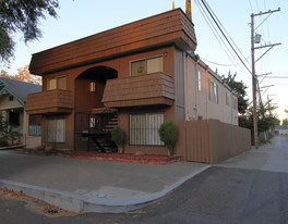 2116 13th St in Sacramento, CA - Building Photo