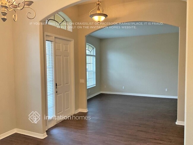 26811 Shoregrass Dr in Wesley Chapel, FL - Building Photo - Building Photo