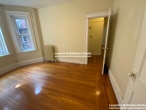 64 Woodstock Ave, Unit 4 in Boston, MA - Building Photo - Building Photo