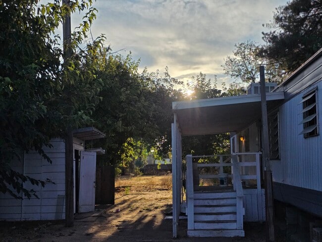 4532 Ardmore Ave in Olivehurst, CA - Building Photo - Building Photo