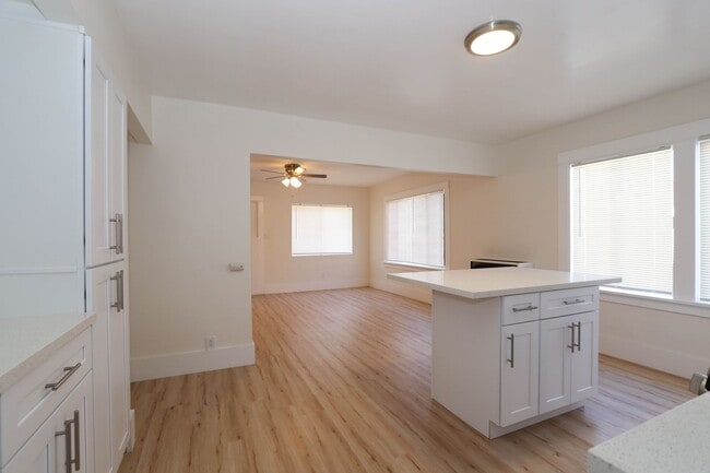 property at 2384 Linden Ave